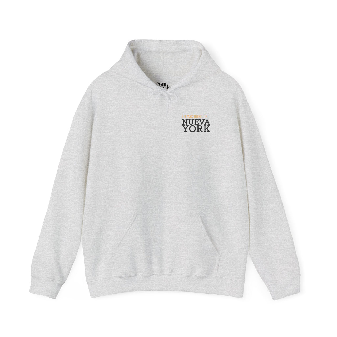 Flat lay ash gray Gildan 18500 graphic hoodie with "Lo Mas Duro de Nueva York" Text on the front